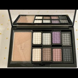 Eyeshadow palette, nude